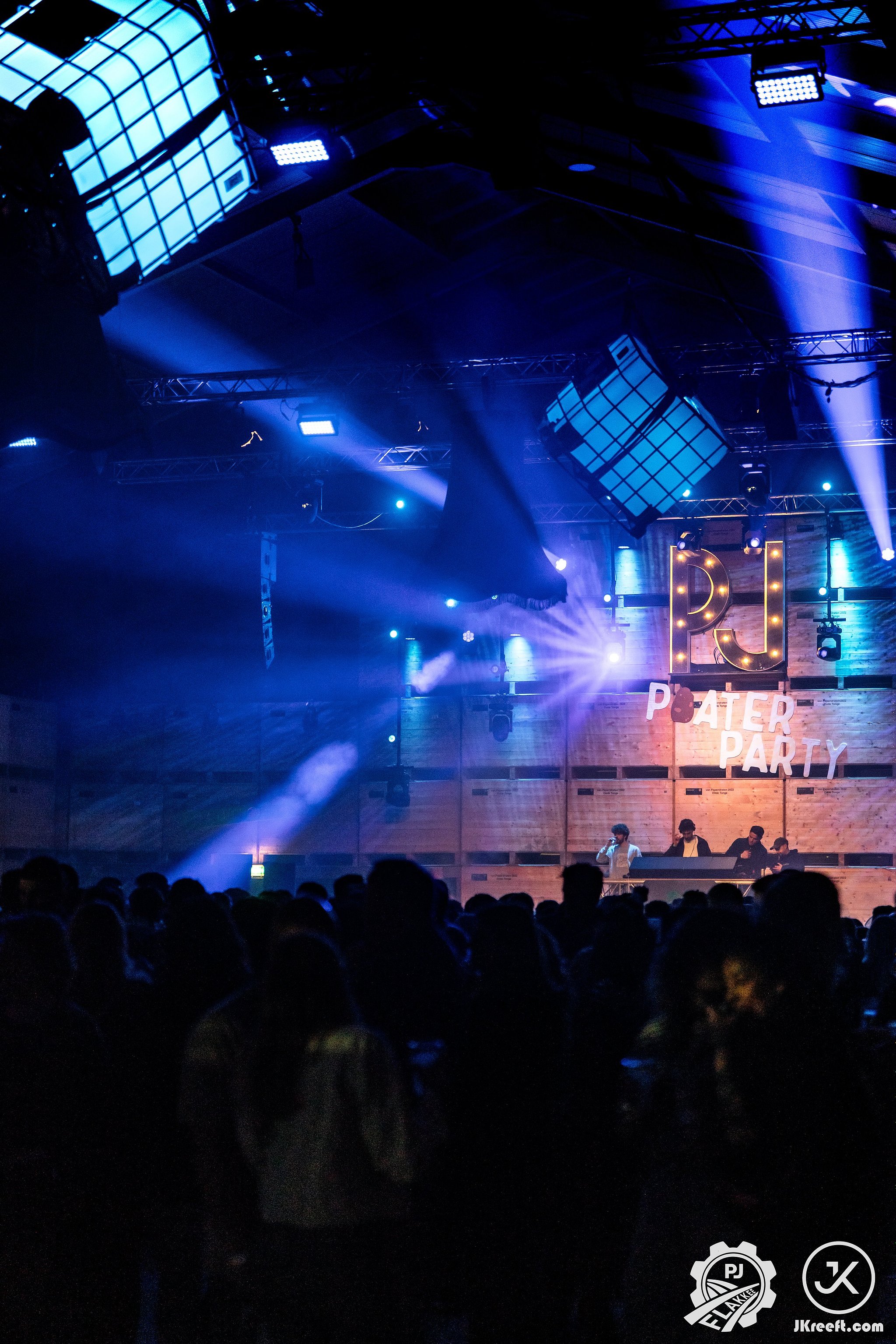 PJ Plater Party – lichtshow met moving heads en rookmachine